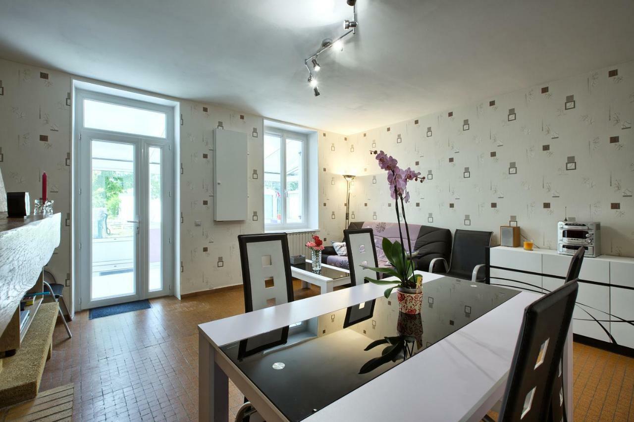 Gite L'Hirondelle กัสเตลนู-เดอ-มีดอค ภายนอก รูปภาพ